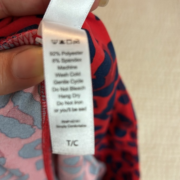 LuLaRoe Tall and Curvy Leggings - Picture 6 of 7